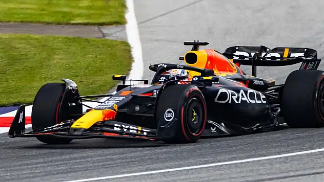 Max Verstappen Britanya'da kazandı, 6'da 6 yaptı