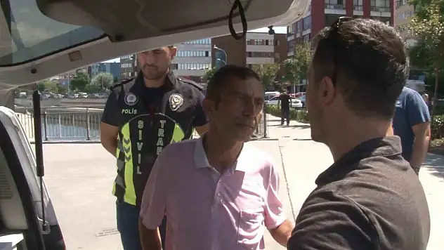 Ceza yiyen minibüs şoföründen ilginç tepki