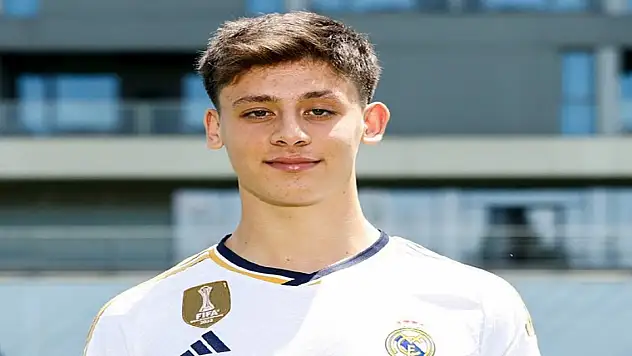 Real Madrid'in Paylaşmaya Bıkmadığı Arda Güler, Instagram'da Takipçi Sayısını Katladı
