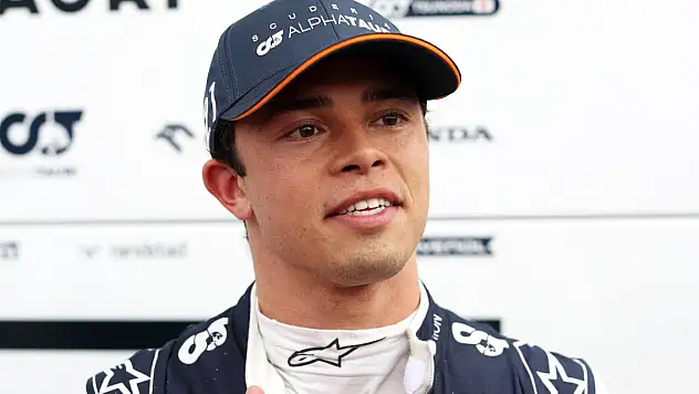 AlphaTauri, De Vries ile yollarını ayırdı