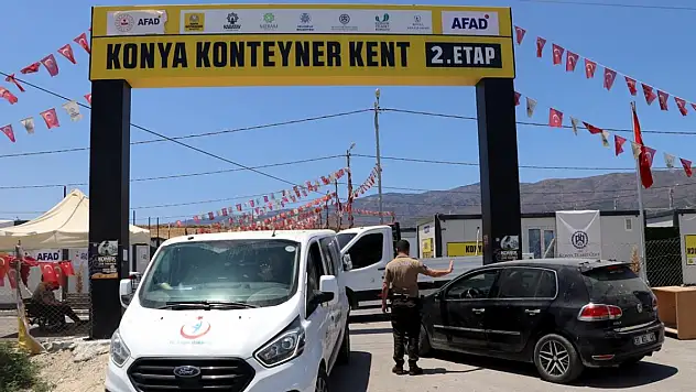 Deprem bölgesindeki vatandaşlar sıcaklardan etkileniyor