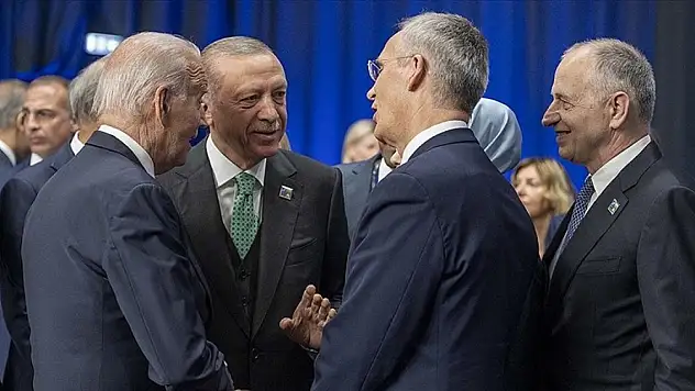 Erdoğan'dan NATO Zirvesi'nde yoğun diplomasi trafiği