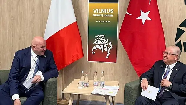 Bakan Güler, Litvanya'da mevkidaşlarıyla görüştü