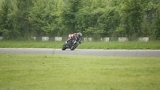 Milli motosikletçiler, İtalya, Çekya ve Romanya'da piste çıkacak