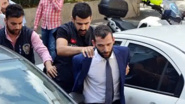 Onur Özbizerdik tutuklandı