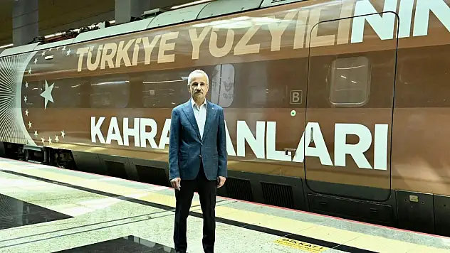 Demokrasi treni törenle uğurlandı