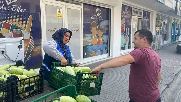Bu bahçenin hasatları ücretsiz dağıtılıyor