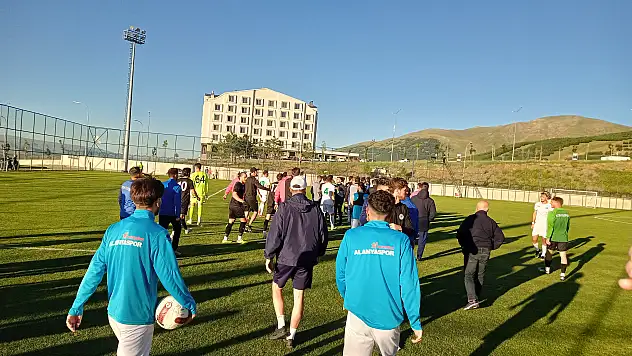 Konyaspor hazırlık maçında kısa süreli gerginlik