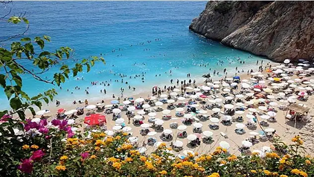 Antalya'ya turist akını!