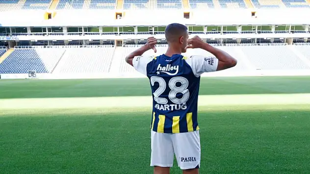 Bartuğ Yılmaz resmen Fenerbahçe'de