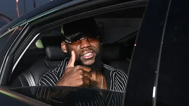 Jean Onana Beşiktaş için İstanbul'da