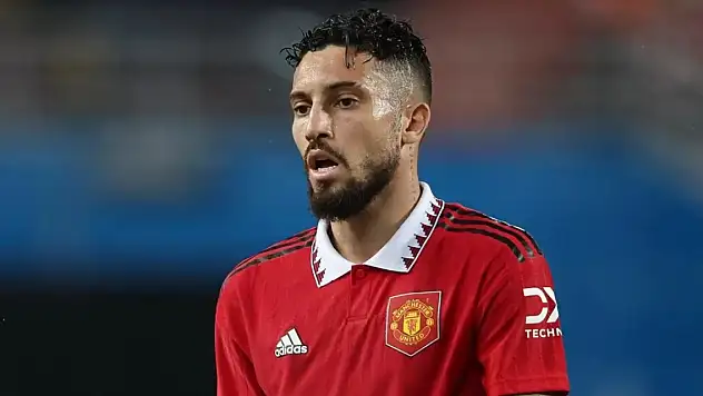 Alex Telles, Al-Nassr'a transfer oldu