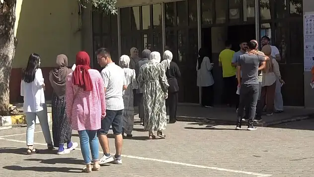 KPSS'nın ilk oturumu yapıldı