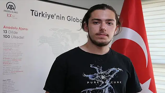 YKS'de 500 tam puan alan Hüseyin Furkan, yoluna ilahiyat alanında devam edecek