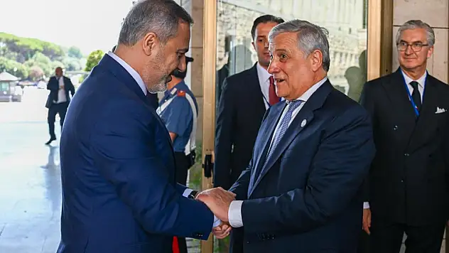 Bakan Fidan, Roma'da Kalkınma ve Göç Konferansı'na katıldı