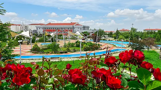 KMÜ yeni öğrencilerini bekliyor