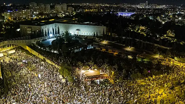 Hükümetin yargı düzenlemesi İsrail'i karıştırdı