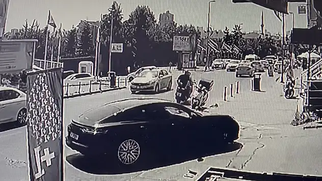 Beşiktaşlı futbolcu Umut Meraş'ın yaptığı kaza kamerada