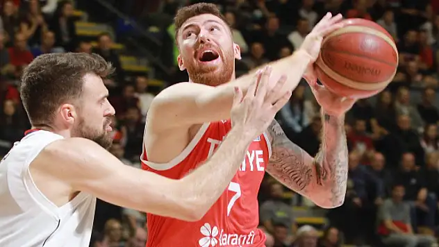 Milli basketbolcu Onuralp Bitim NBA'de