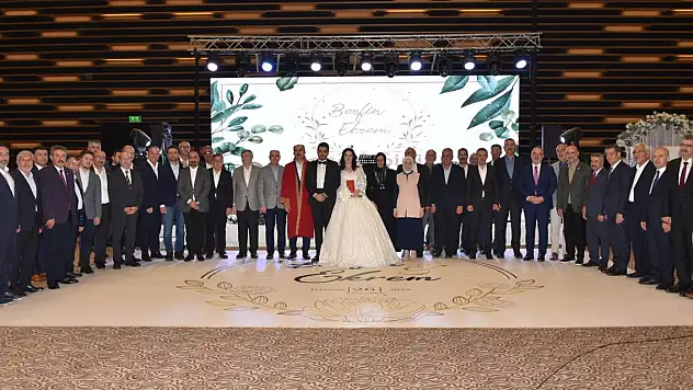 Abdullah Ağralı oğlunu evlendirdi