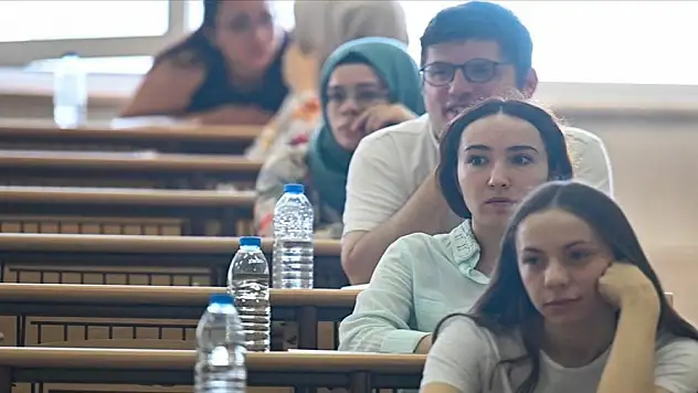 KPSS Alan Bilgisi Sınavları ikinci oturumu yapıldı