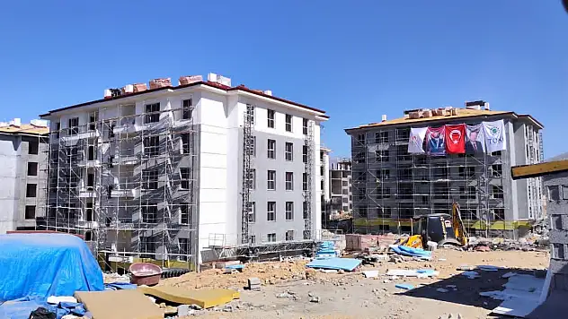 Depremzede konutları hızla yükseliyor