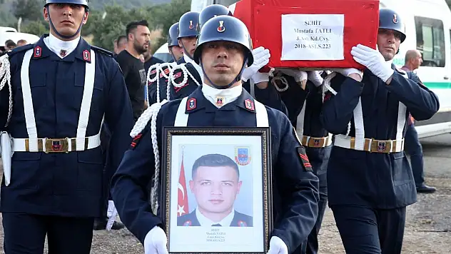 Şehit astsubay son yolculuğuna uğurlandı