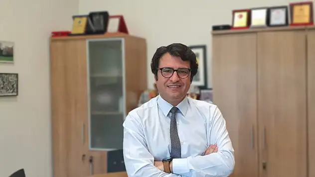 Sağlık mensuplarının sosyal medya paylaşımlarına 'yönetmelik' ayarı