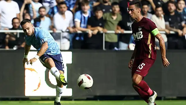 Adana Demirspor: 1 CFR Cluj: 0 (ilk yarı sonucu) - UEFA Avrupa Konferans Ligi