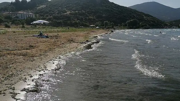 Türkiye'nin 4'üncü büyük gölü için tehlike kapıda! 18 günde 18 santimetre azaldı