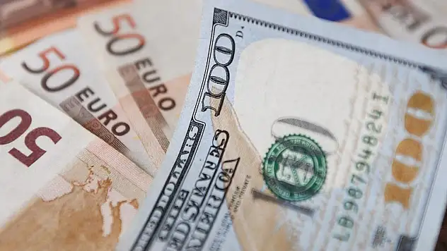 Barclays: Türkiye'nin döviz rezervi artışının devam etmesinin bekliyoruz