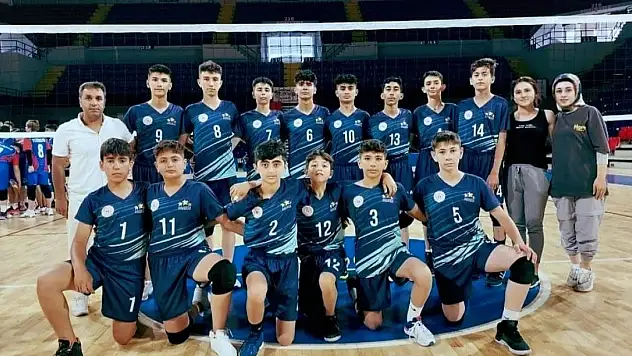 Voleybolda Aşkale başarısı