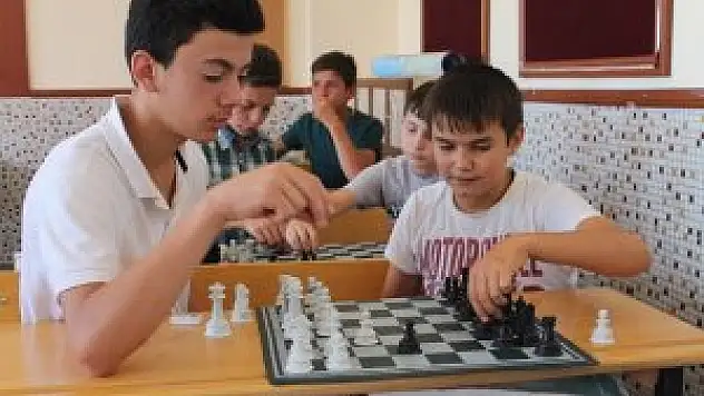 KOMEK'ten eşsiz yaz