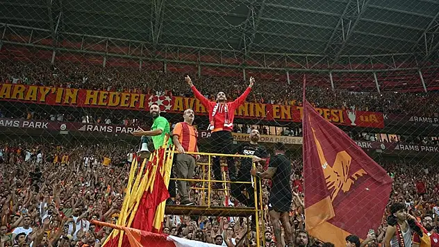 Galatasaray'ın Hakim Ziyech transferi ve tanıtımı dünya basınında ilgi gördü