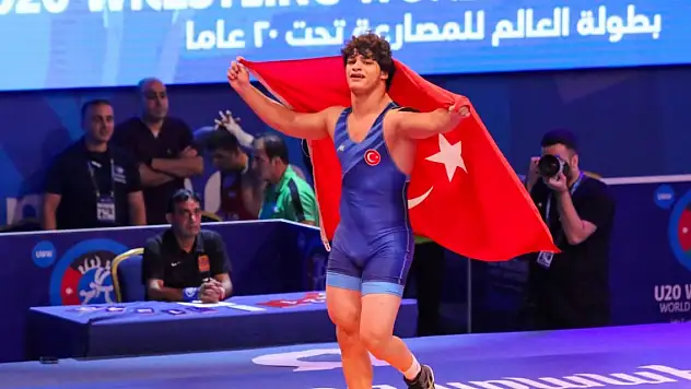 Alperen Berber, dünya şampiyonu oldu