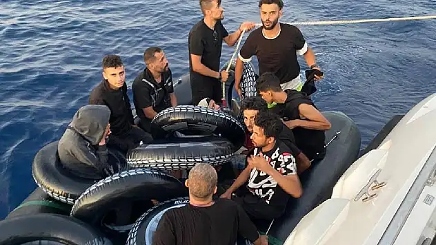 22 düzensiz göçmen kurtarıldı