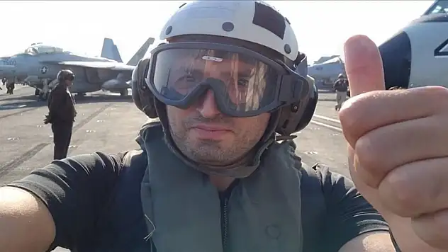 Selçuk Bayraktar ABD uçak gemisinde