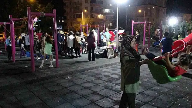 Sıcaktan bunalan vatandaşlar oraya akın etti