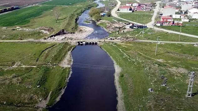 O ildeki insanlar boğuluyor!