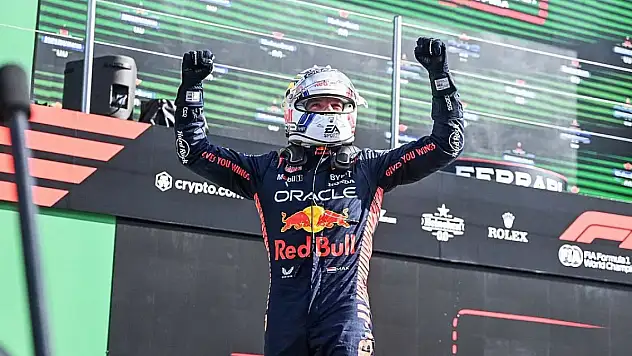 Verstappen evinde kazandı! Vettel'in rekorunu egale etti