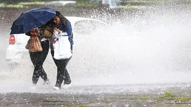 Olumsuz hava koşulları nedeniyle o ilde eğitime 1 gün ara verildi