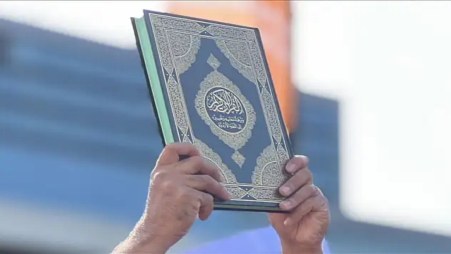 Kutsal kitaplara saldırılara karşı 'yasal düzenleme' hazırlığı