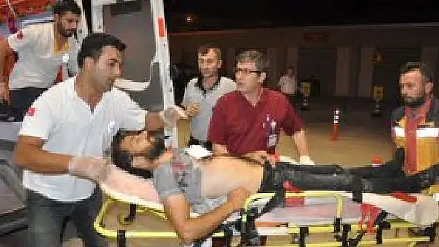 Arkadaşını sokak ortasında kurşunladı