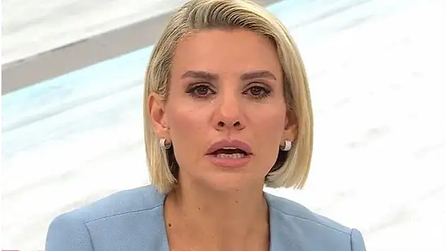 Esra Erol göz yaşlarını tutamadı