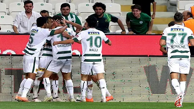 Başakşehir-Konyaspor, Yeni transfer kamp kadrosunda!