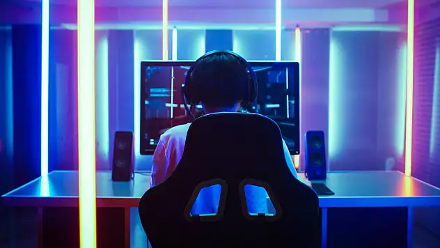 Bilgisayar başında uzun süre kalanlar dikkat!