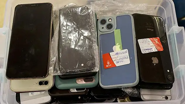 Toplu ulaşım  araçlarında unutulan eşyalar açık artırmayla satıldı