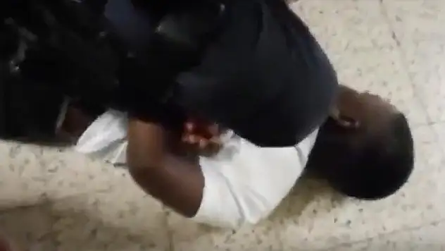 Belçika'da polisten 9 yaşındaki çocuğa okulunda sert müdahale