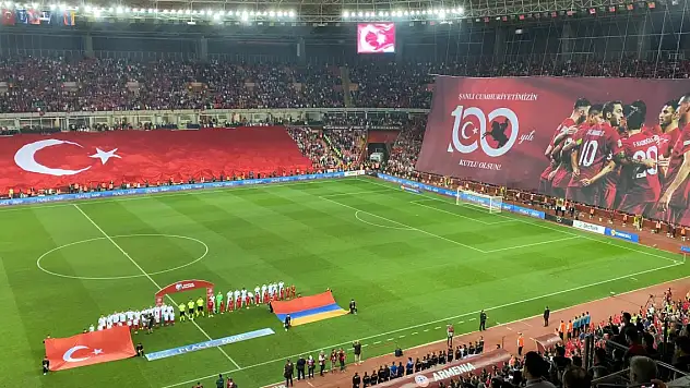 Milliler, Ermenistan'a takıldı