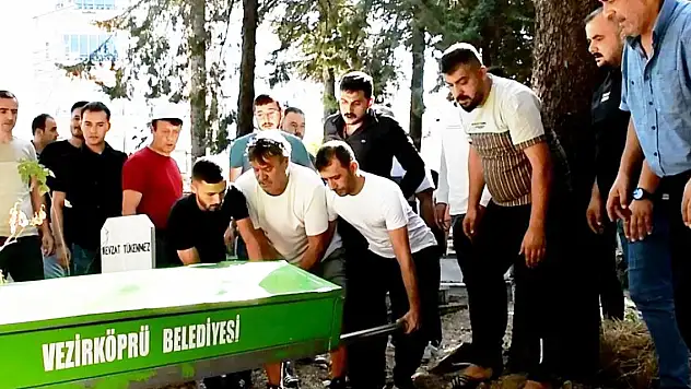 Sahte içkiden 2 kişinin ölmesine ilişkin 4 zanlı yakalandı